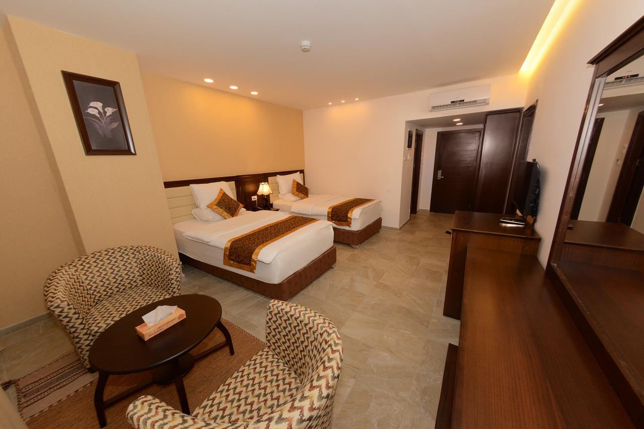 Royal Suites Nablus Esterno foto