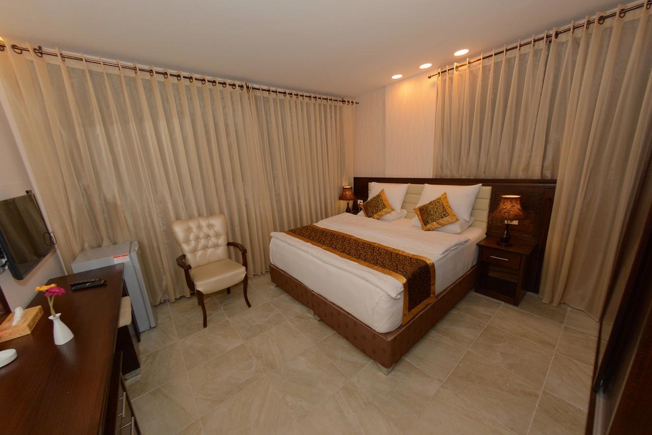 Royal Suites Nablus Esterno foto